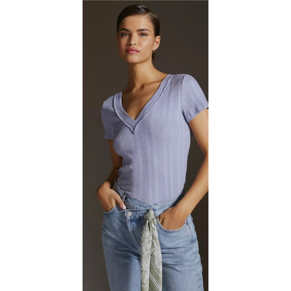 PILCRO T-Shirt Women's Small V-Neck‎ Ivory Short sleeve